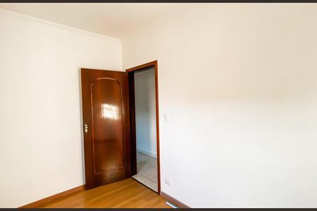 Casa à venda com 170m², 2 quartos e 2 vagas Casa à venda com 170m², 2 quartos e 2 vagasQuarto 2