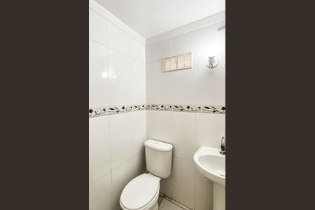 Casa à venda com 170m², 2 quartos e 2 vagas Casa à venda com 170m², 2 quartos e 2 vagasBanheiro de serviço