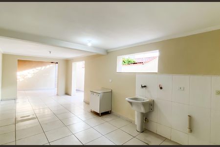 Casa à venda com 170m², 2 quartos e 2 vagas Casa à venda com 170m², 2 quartos e 2 vagasÁrea de Serviço