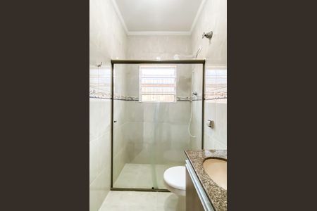 Casa à venda com 170m², 2 quartos e 2 vagas Casa à venda com 170m², 2 quartos e 2 vagasBanheiro