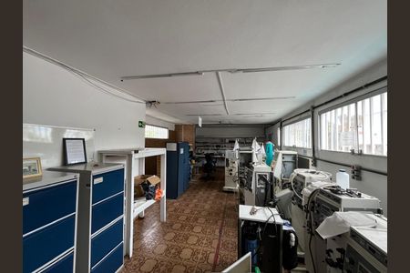 Casa para alugar com 5 quartos, 400m² em Vila da Saúde, São Paulo