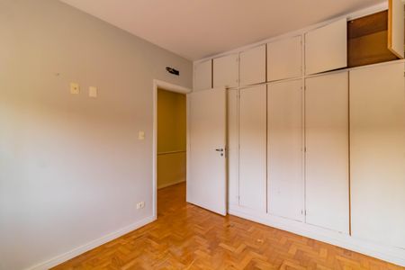 Casa à venda com 205m², 3 quartos e 2 vagasQuarto 