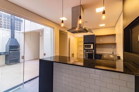 Casa à venda com 205m², 3 quartos e 2 vagasCozinha