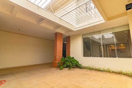 Casa à venda com 205m², 3 quartos e 2 vagasÁrea Externa