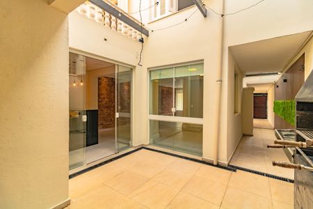 Casa à venda com 205m², 3 quartos e 2 vagasÁrea Externa