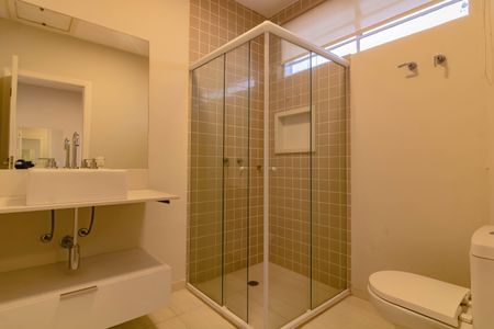 Casa à venda com 205m², 3 quartos e 2 vagasBanheiro da Suíte