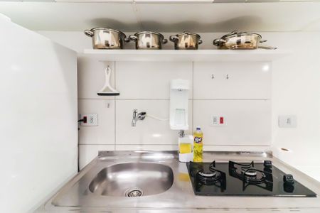 Studio - Quarto e Cozinha de casa para alugar com 1 quarto, 24m² em Vila Butantã, São Paulo