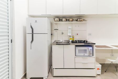 Studio  de casa para alugar com 1 quarto, 24m² em Vila Butantã, São Paulo
