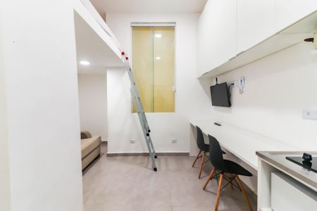 Studio - Quarto e Cozinha de casa para alugar com 1 quarto, 24m² em Vila Butantã, São Paulo