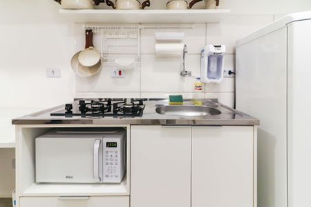 Studio - Quarto e Cozinha de casa para alugar com 1 quarto, 24m² em Vila Butantã, São Paulo