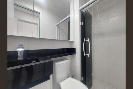Banheiro social de apartamento à venda com 2 quartos, 36m² em Socorro, São Paulo
