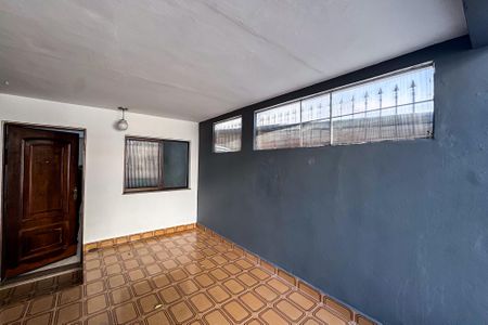Garagem de casa à venda com 2 quartos, 100m² em Vila Oratorio, São Paulo