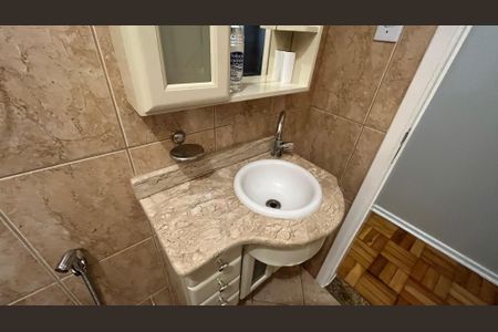 Casa à venda com 293m², 3 quartos e 5 vagas Casa à venda com 293m², 3 quartos e 5 vagasBanheiro