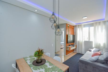 Sala de apartamento à venda com 2 quartos, 42m² em Usina Piratininga, São Paulo