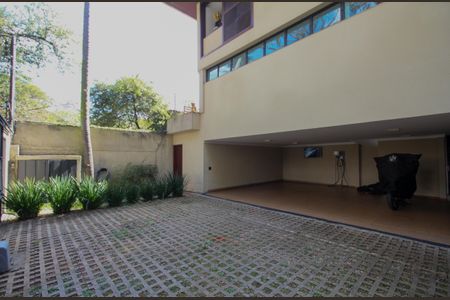 Casa à venda com 480m², 4 quartos e 5 vagasGaragem