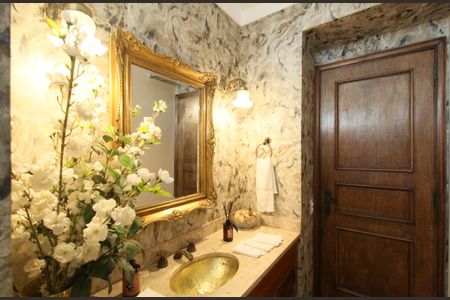 Casa à venda com 480m², 4 quartos e 5 vagasLavabo