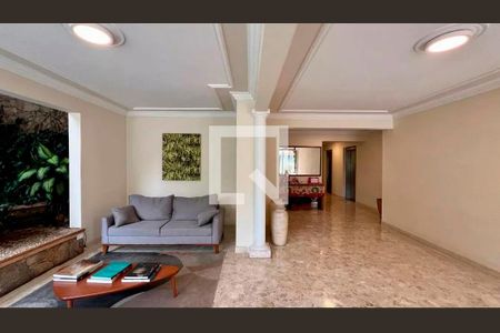 Apartamento para alugar com 75m², 3 quartos e 1 vaga Apartamento para alugar com 75m², 3 quartos e 1 vagaHall