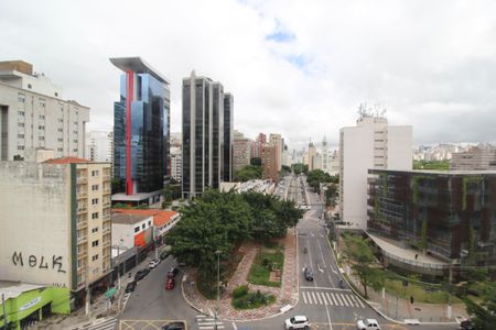 Apartamento para alugar com 3 quartos, 75m² em Itaim Bibi, São Paulo