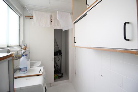 Apartamento para alugar com 75m², 3 quartos e 1 vaga Apartamento para alugar com 75m², 3 quartos e 1 vagaÁrea de Serviço