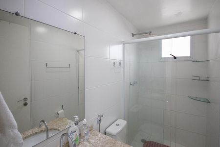 Apartamento para alugar com 80m², 3 quartos e 1 vaga Apartamento para alugar com 80m², 3 quartos e 1 vagaBanheiro da Suíte