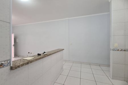 Cozinha de casa para alugar com 1 quarto, 96m² em Jardim Ana Rosa, São Paulo
