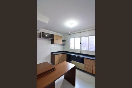 Casa à venda com 227m², 3 quartos e 3 vagasCozinha 