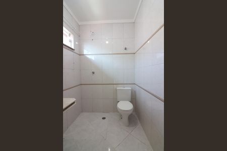 Casa à venda com 227m², 3 quartos e 3 vagasBanheiro da Suíte 2