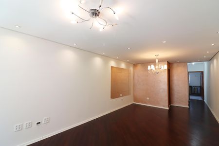 Casa à venda com 227m², 3 quartos e 3 vagasSala 