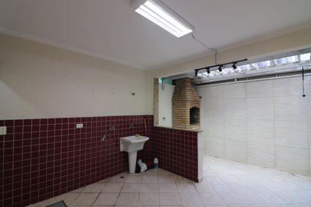 Casa à venda com 227m², 3 quartos e 3 vagasÁrea de Serviço