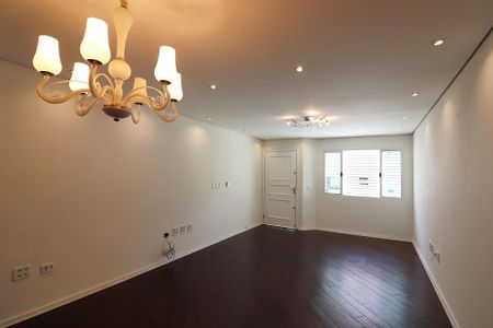 Casa à venda com 227m², 3 quartos e 3 vagasSala 