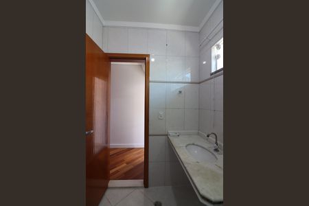 Casa à venda com 227m², 3 quartos e 3 vagasBanheiro da Suíte 2