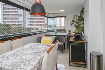 Apartamento à venda com 91m², 3 quartos e 2 vagasVaranda da Sala