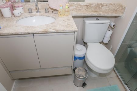 Apartamento à venda com 91m², 3 quartos e 2 vagasBanheiro Social