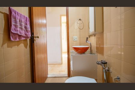 Apartamento à venda com 84m², 2 quartos e 1 vaga Apartamento à venda com 84m², 2 quartos e 1 vagaBanheiro Social