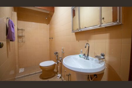 Apartamento à venda com 84m², 2 quartos e 1 vaga Apartamento à venda com 84m², 2 quartos e 1 vagaBanheiro Suite