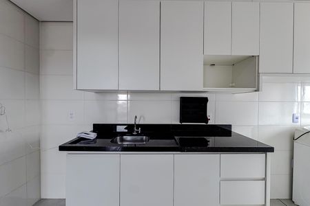 Cozinha e Área de Serviço de apartamento para alugar com 2 quartos, 43m² em Quarta Parada, São Paulo