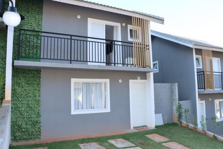 Casa de condomínio para alugar com 118m², 3 quartos e 2 vagasFachada