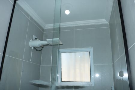 Casa de condomínio para alugar com 118m², 3 quartos e 2 vagasBanheiro da Suíte