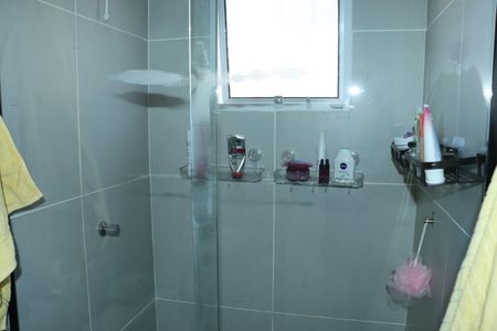 Casa de condomínio para alugar com 118m², 3 quartos e 2 vagasBanheiro da Suíte