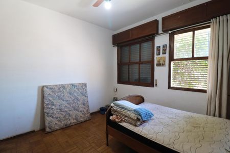 Casa para alugar com 1000m², 3 quartos e 8 vagasQuarto 2