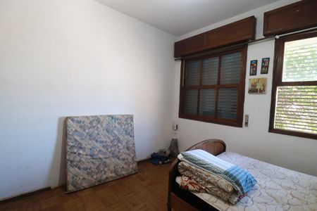 Casa para alugar com 1000m², 3 quartos e 8 vagasQuarto 2