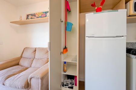 Studio à venda com 27m², 1 quarto e sem vagaCozinha - Armários