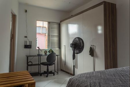 Casa à venda com 139m², 4 quartos e 2 vagasQuarto de Serviço