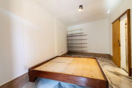 Casa para alugar com 88m², 1 quarto e 4 vagas Casa para alugar com 88m², 1 quarto e 4 vagasSuite