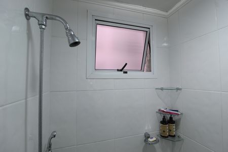 Apartamento à venda com 108m², 2 quartos e sem vagaBanheiro da Suíte