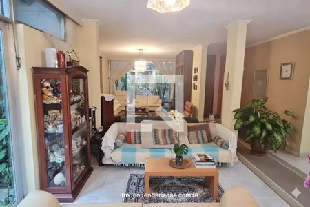 Casa à venda com 4 quartos, 360m² em Indianópolis, São Paulo