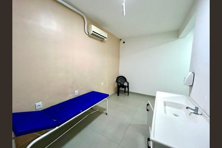 Casa para alugar com 440m², 3 quartos e 2 vagasQuarto 4