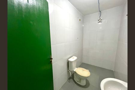 Casa para alugar com 440m², 3 quartos e 2 vagasBanheiro 2