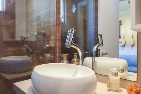 Apartamento à venda com 128m², 3 quartos e 2 vagas Apartamento à venda com 128m², 3 quartos e 2 vagasBanheiro da Suíte 2