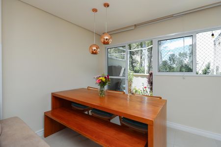 Apartamento à venda com 128m², 3 quartos e 2 vagas Apartamento à venda com 128m², 3 quartos e 2 vagasSala